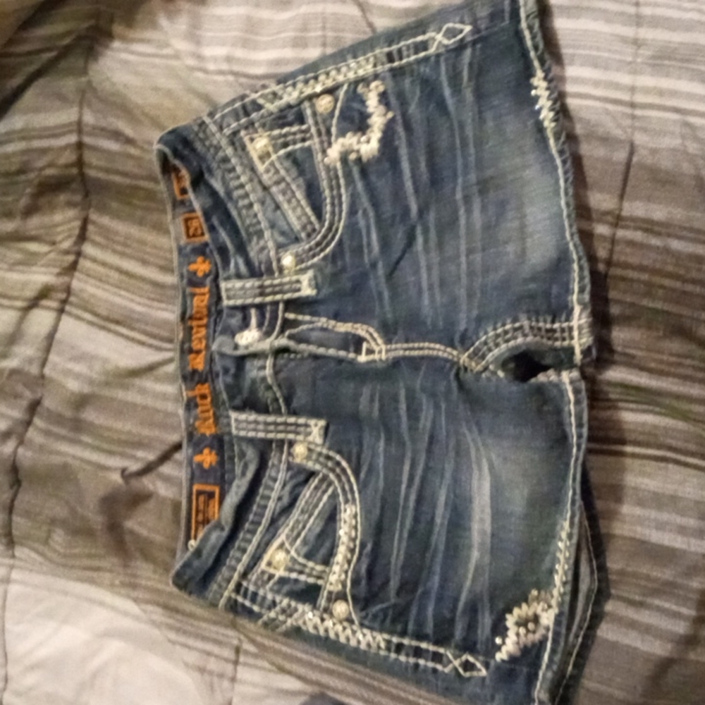 Rock revival shorts size 26